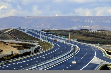 Restricţii de circulaţie pentru TIR-uri pe DN1, între Bucureşti şi Braşov