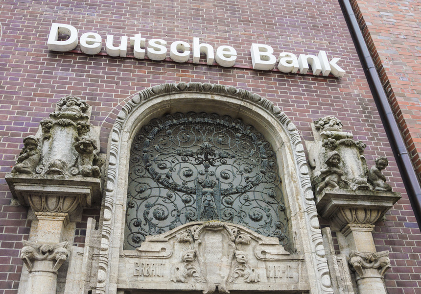 Costul asigurării de default al Deutsche Bank creşte după noi temeri privind stabilitatea băncii