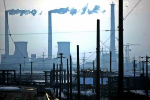 Producătorii de energie au făcut lucrări de reparaţii de 257 milioane lei pentru această iarnă şi cumpără combustibili de 2,3 miliarde lei