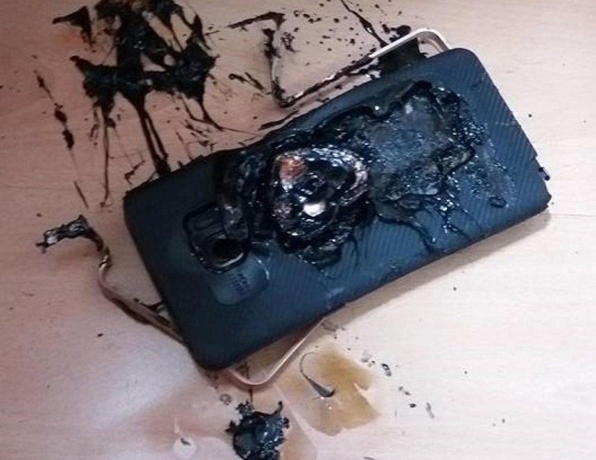 ANALIZĂ: Coşmarul exploziei telefoanelor Samsung ar trebui să îngrozească Apple