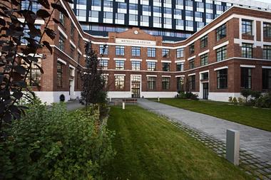Fondul de investiţii ceh PPF Real Estate a finalizat tranzacţia prin care a preluat proiectul de birouri Metropolis Center din Bucureşti

