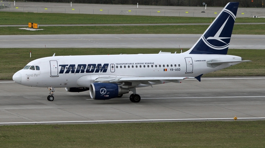 Cursă Tarom Bucureşti-Iaşi, anulată; unul dintre pasageri reclamă că reprezentanţii companiei nu au dat explicaţii