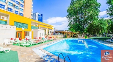 Numărul de locuri de cazare din turismul românesc a crescut cu circa 600 în ultimul an, la 328.900. Numărul de paturi din hoteluri a scăzut