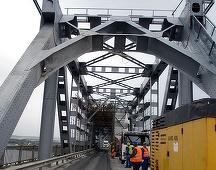 CNAIR închide pentru câteva ore pe zi, în următoarele trei zile, podul Giurgiu-Ruse pentru teste de siguranţă. Lucrările se apropie de final 