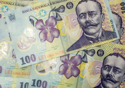 Peste 15.000 de români din străinătate au trimis bani în ţară prin compania lituaniană TransferGo, în ultimul an
