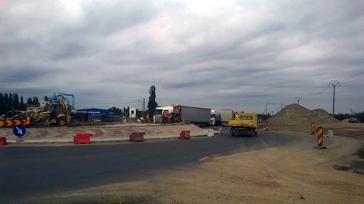 Primul tronson de 7,2 kilometri al şoselei de centură a Braşovului, inaugurat în prezenţa ministrului Transporturilor. Lucrările au durat patru ani