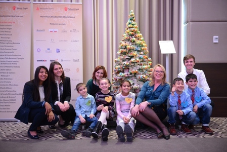 Companiile din România au donat 3,3 milioane euro pentru educaţia copiilor în cele 15 ediţii ale Festivalului Brazilor de Crăciun. Statisticile arată că abandonul şcolar se agravează în România