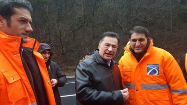 Buşe: Proiectul Sibiu - Piteşti, prioritate zero incontestabilă. Vrem să lansăm licitaţiile pentru capete întrucât un lucru odată început e mai greu de oprit