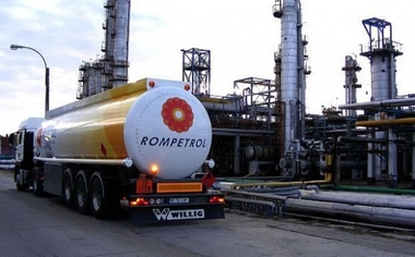 KazMunayGas susţine că a semnat joi, la Bucureşti, acordul cu chinezii de la CEFC prin care le cedează controlul asupra Petromidia