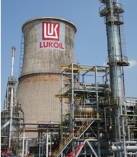 Rafinăria Petrotel Lukoil va plăti 62 milioane lei în 2017 pentru transportul ţiţeiului de la Marea Neagră la Ploieşti

