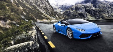 Topul bolizilor de lux în 2016: Lamborghini Huracan Spyder, Bentley Flying Spur S şi McLaren 570GT s-au clasat pe primele locuri. FOTO