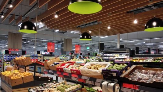 Programul magazinelor: Cele mai multe mall-uri şi magazine vor fi închise în 1 ianuarie