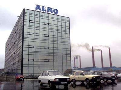 Ruşii care controlează Alro Slatina şi Alum Tulcea au decis ca cele două companii să încheie contracte de 3,9 miliarde lei până în 2023 pentru alumină calcinată