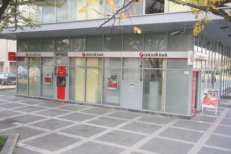 UniCredit a lansat luni o majorare de capital record pentru o bancă italiană, de 13 miliarde de euro