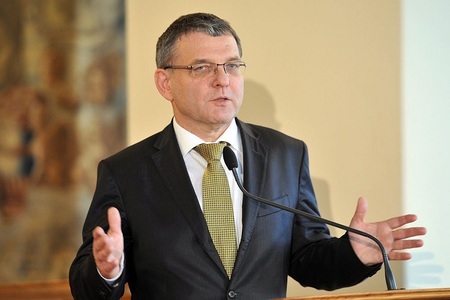 Ministrul ceh de Externe: Libertatea de circulaţie a persoanelor poate duce la destrămarea UE
