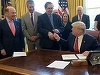 Trump a lansat o investigaţie împotriva Chinei şi a altor exportatori de oţel ieftin