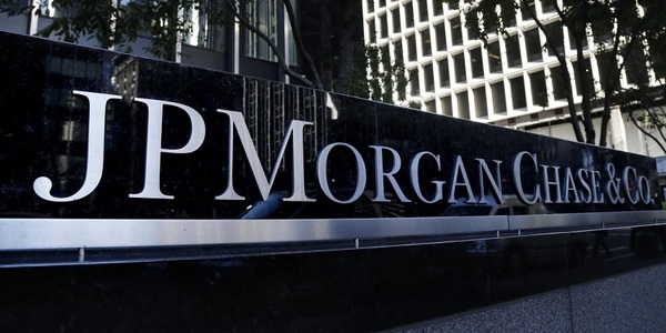 JPMorgan va transfera sute de bancheri din Londra la Dublin, Frankfurt şi Luxemburg, din cauza Brexit
