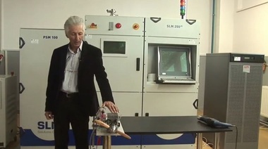 Un cercetător de la Universitatea ”Transilvania” a realizat primul motor din componente făcute cu o imprimantă 3D - VIDEO
