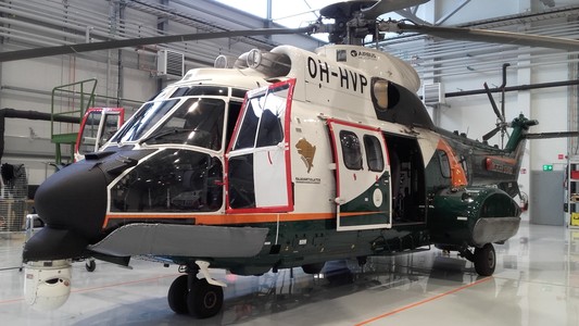 La ce sunt bune elicopterele de ultimă generaţie care vor fi fabricate la Ghimbav: grănicerii finlandezi le folosesc pentru misiuni de căutare-salvare, supraveghere a frontierei, stingere a incendiilor, transport sau evacuare. FOTO, VIDEO