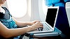 IATA: Extinderea interzicerii laptopurilor la bordul avioanelor ar costa pasagerii peste 1 miliard de dolari