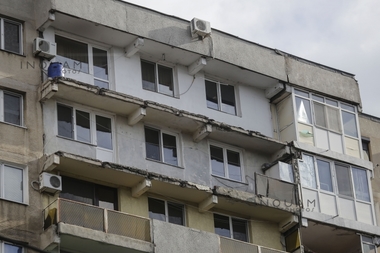 STUDIU: Cei mai mulţi clienţi ai băncilor pentru locuinţe au venituri mici şi apelează la sistemul de economisire-creditare pentru a-şi repara casele