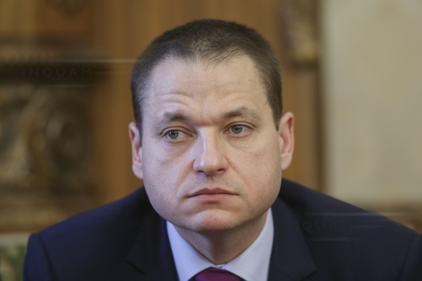 Ministrul Turismului: Nu văd cum se poate face exportul nămolului din Lacul Techirghiol, cred că este o temă falsă