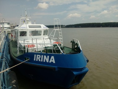 O navă de pilotaj de peste 420.000 de euro a fost sfinţită la Galaţi, urmând să deservească Portul Sulina