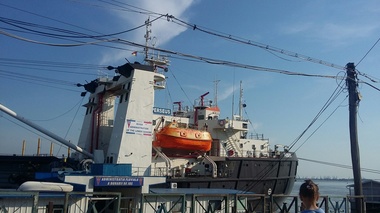 Galaţi: Remorcherul Perseus, folosit pentru spargerea gheţii de pe Dunărea maritimă, va fi modernizat cu 8,2 milioane de lei