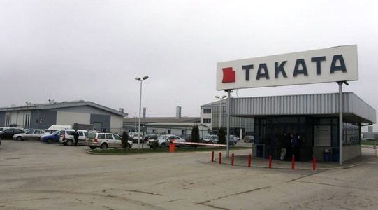 Liderii sindicali susţin că Takata Arad, cu 4.500 de angajaţi, nu riscă închiderea în cazul unui eventual faliment al corporaţiei japoneze