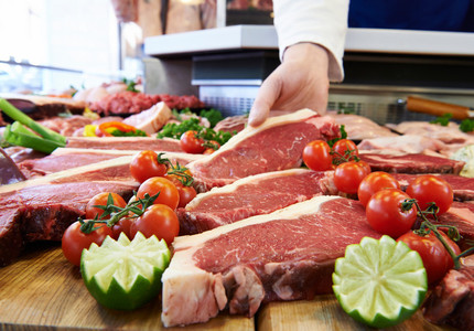 Topul producătorilor de carne: Unicarm rămâne liderul pieţei, cu afaceri de 144 milioane euro 