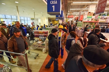 Afacerile cu maşini au crescut în luna mai cu 18,4%