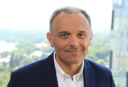 Telekom România l-a desemnat pe fostul ministru al Comunicaţiilor Karoly Borbely în funcţia de director public affairs 