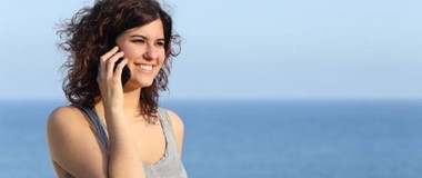 ANCOM îi avertizează pe românii care călătoresc în străinătate că minutele internaţionale incluse în abonamente nu pot fi utilizate în roaming