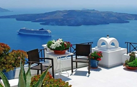 Vizitatorii din Franţa şi Germania au contribuit masiv la creşterea veniturilor din turism ale Greciei, la şase luni