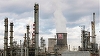 Rafinăria Petrotel Ploieşti va plăti Conpet 69,12 milioane lei pentru transportul ţiţeiului în 2018