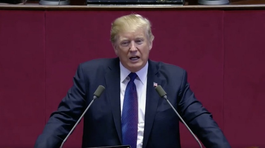 Donald Trump va acuza China de ”agresiune economică”