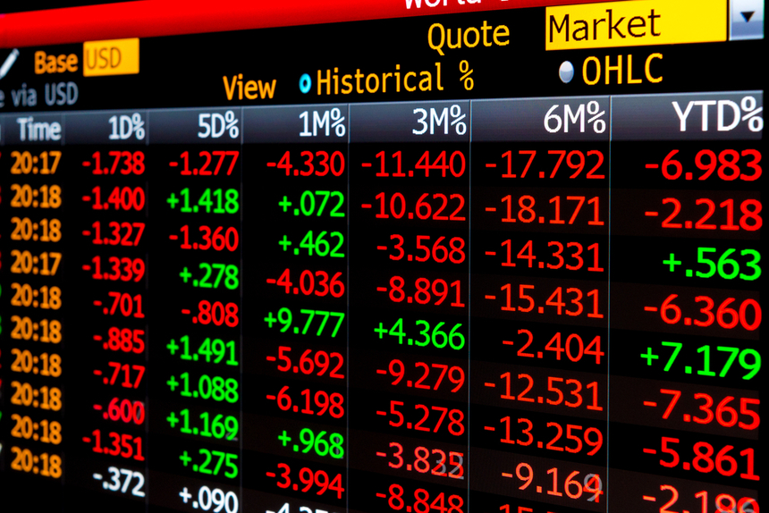 UPDATE - Bursele din Asia scad din nou, după ce pieţele din SUA au înregistrat cea mai mare contracţie din 2011. Şi bursele europene au avut scăderi şi de peste 3% în deschidere