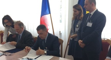 Institutul de Cercetări Nucleare Piteşti a semnat un acord cu Comisariatul pentru Energie Atomică din Franţa privind securitatea nucleară şi managementul deşeurilor reactive
