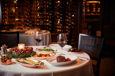 STUDIU: Valoarea pieţei restaurantelor din Bucureşti se ridică la 4,89 miliarde lei