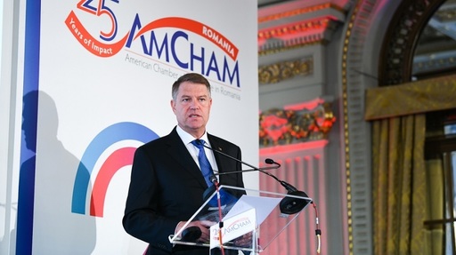 Iohannis, la aniversarea Camerei de Comerţ Americane: Am atras atenţia tuturor guvernelor, dar cu precădere celor trei din ultimul an, că predictibilitatea economică nu este un slogan la care se apelează doar cu ocazia seminariilor