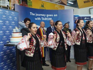 Tarom va introduce din toamnă o cursă Iaşi - Cluj Napoca