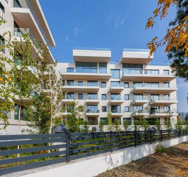 PwC: Piaţa globală imobiliară este în continuare solidă, dar într-o fază târzie a ciclului de investiţii 