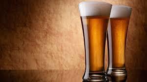 Piaţa berii din România a crescut anul trecut cu 2%, la 16,11 hectolitri. Un român a băut în medie 82 litri 