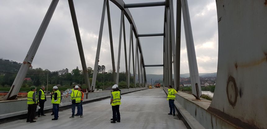 Directorul CFR SA: Constructorul are termen patru luni să finalizeze lucrările pe traseul Podul Mureş - Coşlariu 