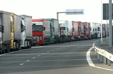 CNAIR anunţă restricţii de circulaţie pentru luni 30 aprilie şi marţi 1 mai 
