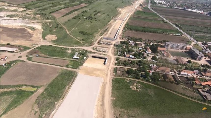 Asociaţia Pro Infrastructură: Pe lotul 2 al autostrăzii A10 Sebeş-Turda, constructorul Aktor avansează într-un ritm extrem de lent, iar CNAIR nu are nicio reacţie - VIDEO