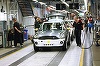 Brexitul a redus la jumătate investiţiile în industria auto din Marea Britanie; BMW şi-ar putea închide fabricile britanice