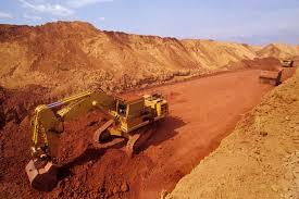 Alro: Rezervele de bauxită din Sierra Leone sunt estimate la 53,6 milioane de tone, suficient pentru 20 de ani de funcţionare