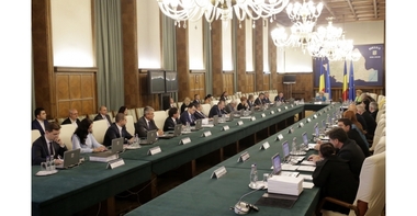 Guvernul a aprobat opt investiţii strategice în parteneriat public-privat, printre care  realizarea magistralei de metrou M7 şi realizarea unei linii ferate de mare viteză, în lungime de peste 1.000 de km