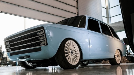 Kalaşnikov concurează Tesla cu o supermaşină electrică retro